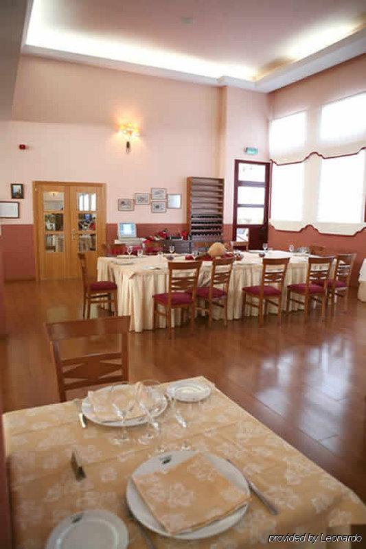 Hotel La Imora ハエン レストラン 写真